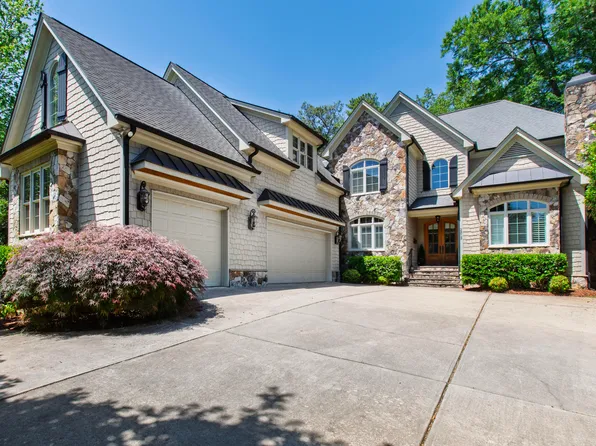 2805 Anderson Dr, Raleigh, NC 27608
