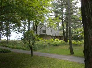 2005 Fairview Ave, Harbor Springs, MI 49740