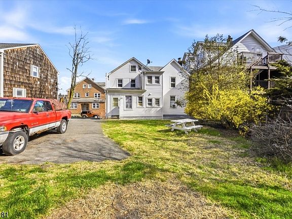 3rd image of 26 Orchard St