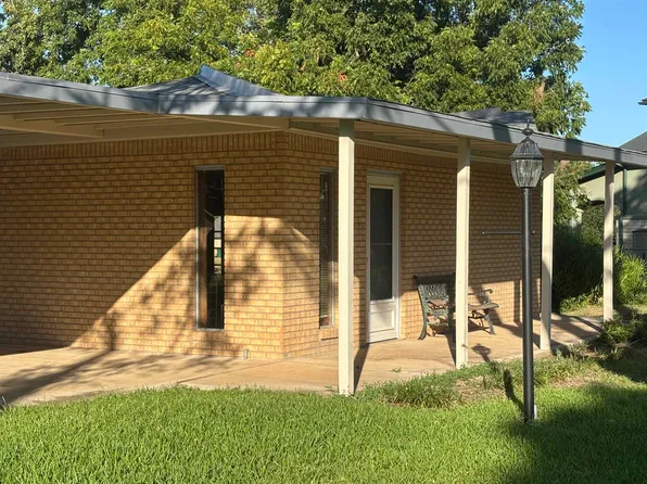 112 E Heron Drive, Highland Haven, TX 78654