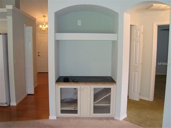 5th image of 16 Lakebluff Dr
