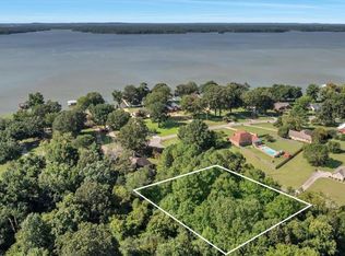 James Dr, Athens, AL 35611