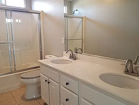 5th image of 36462 Florence Ct