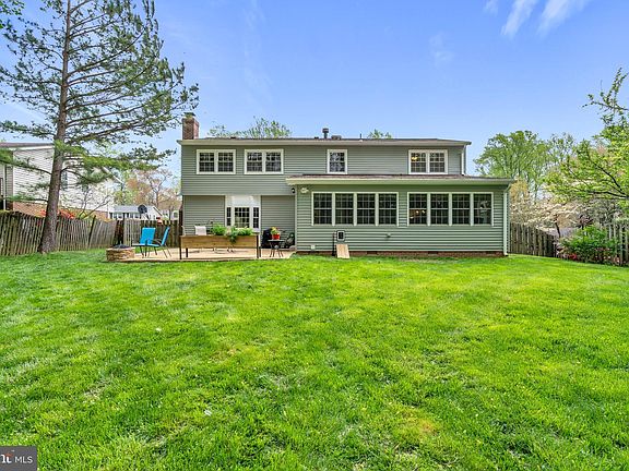 3rd image of 4994 Dequincey Dr