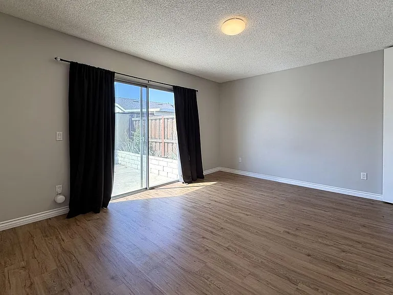7920 Temecula Pl — Photo 14