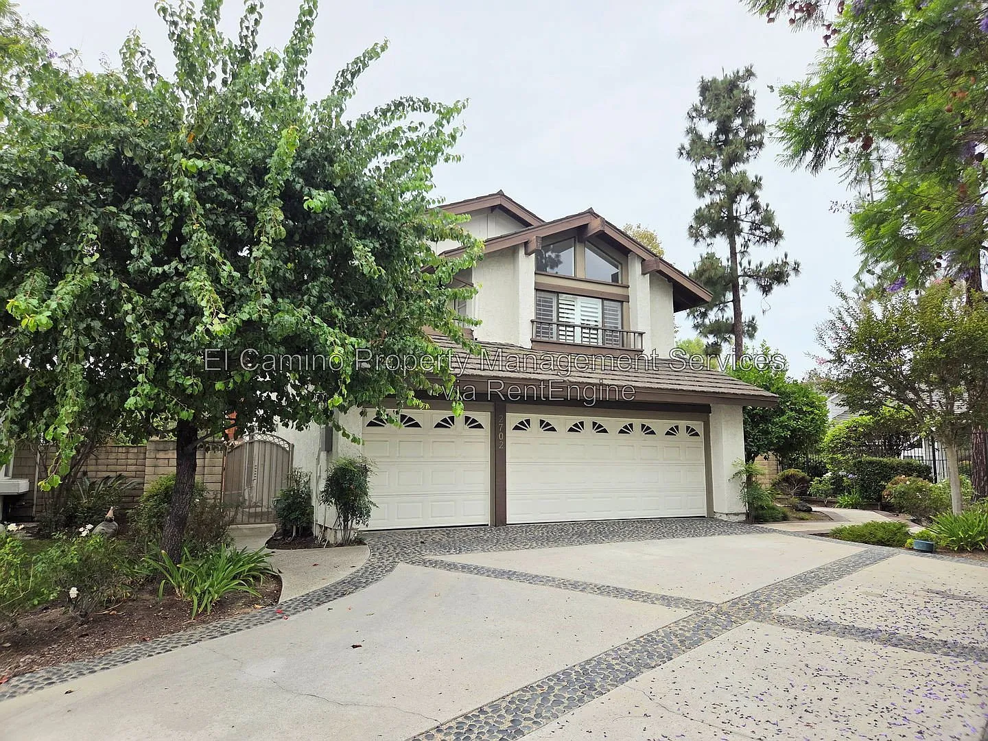 5 bed, 3.0 bath, 2918 sqft, $5,800 — Photo 2