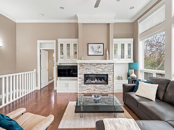 5th image of 350 174th St #72