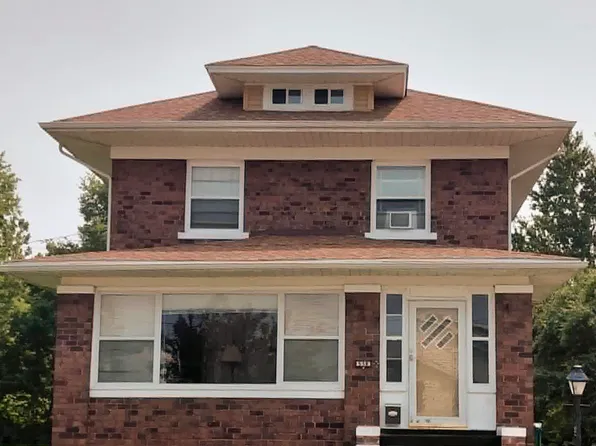 538 W Tompkins St, Galesburg, IL 61401
