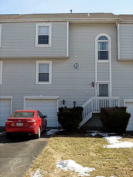 1st image of 815 Sunset Cir