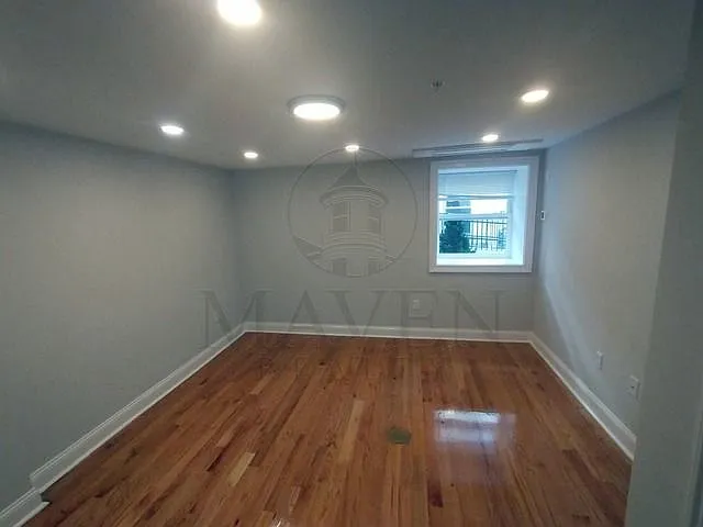 105 Morse St #1 — Photo 3