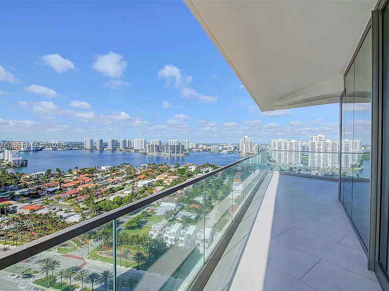 18975 Collins Ave #2205 — Photo 15