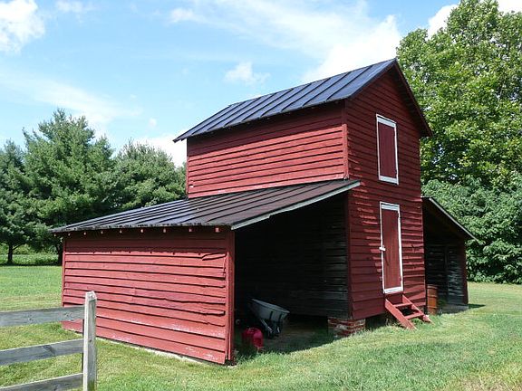 5th image of 8074 History Land Hwy