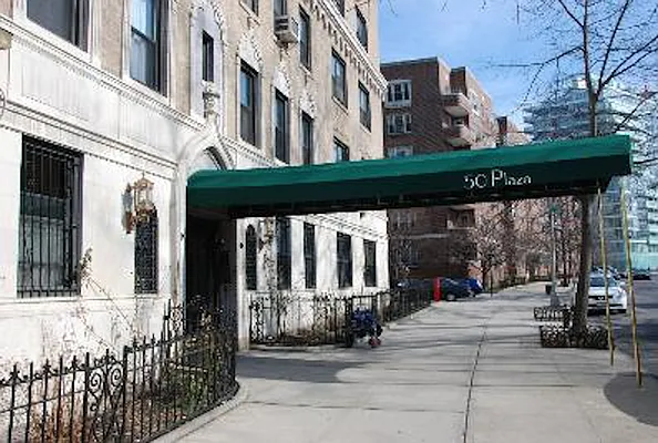 Sold by Brown Harris Stevens | media 29