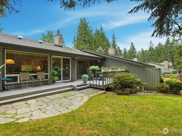 903 30th Street NW #3D, Gig Harbor, WA 98335