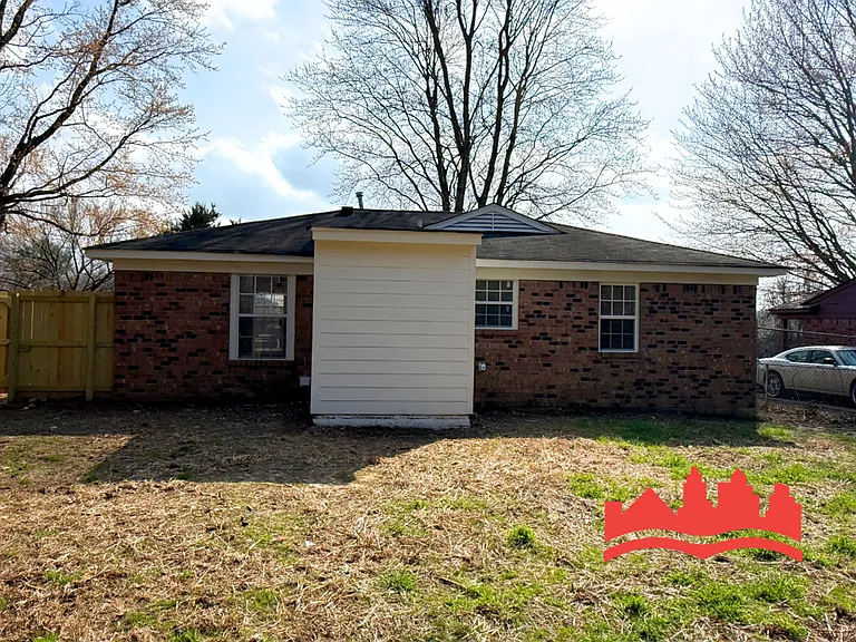 2538 Lisa Ave — Photo 12