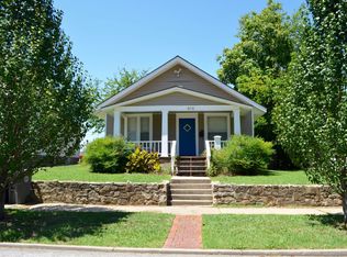 810 S Quaker Ave, Tulsa, OK 74120