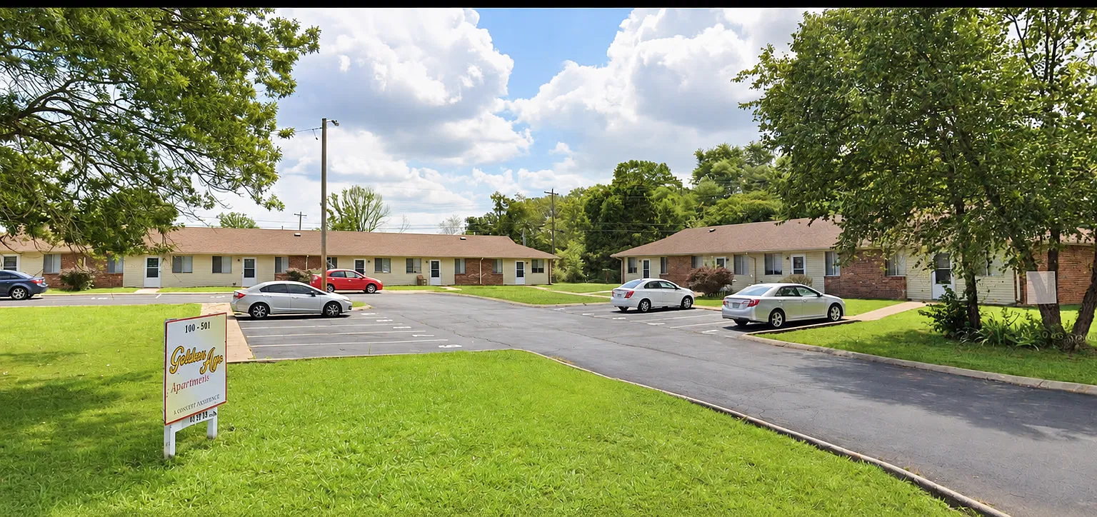 Golden Age Apartments — Photo 1