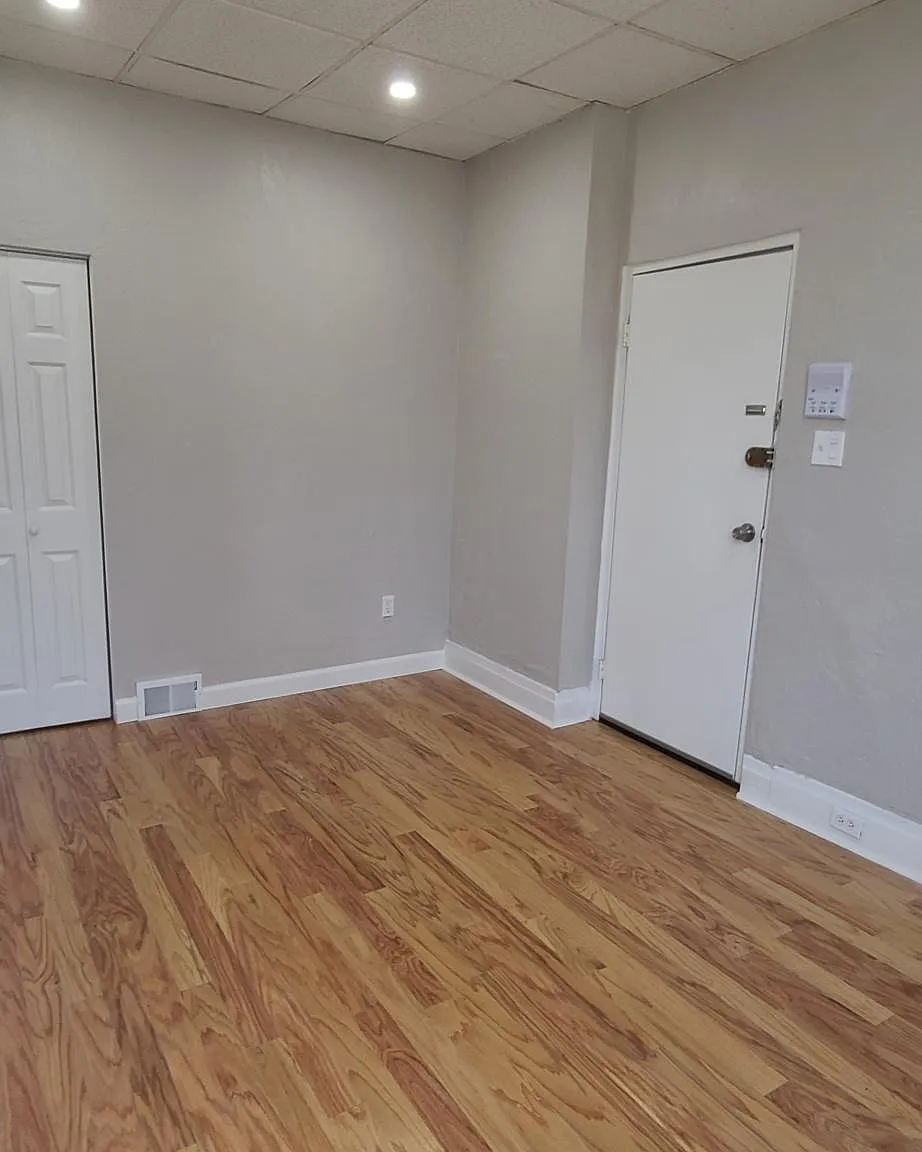 Studio, 200 sqft, $975 — Photo 4