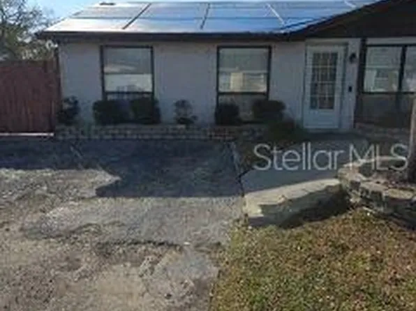 8808 Covered Bridge Ct, Tampa, FL 33634