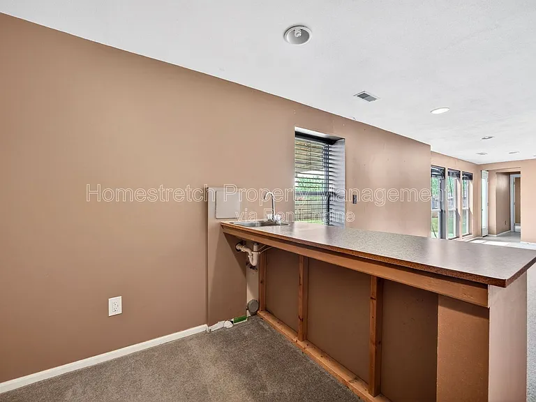 166 Royallprairie Ln — Photo 36