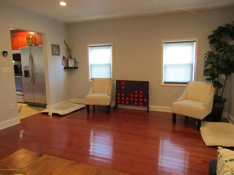 1726 Melrose Ave — Photo 9