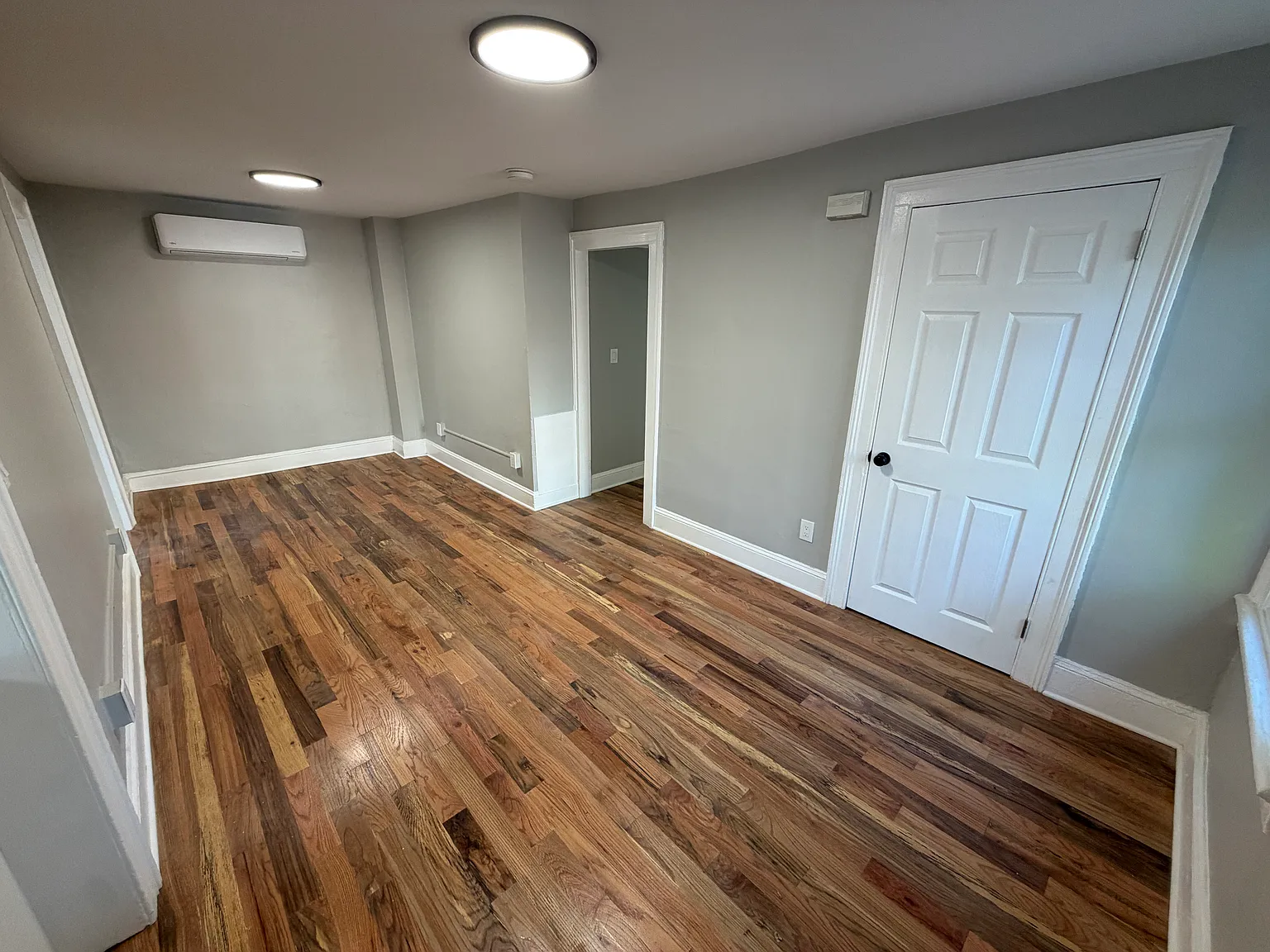 1 bed, $1,600 — Photo 2