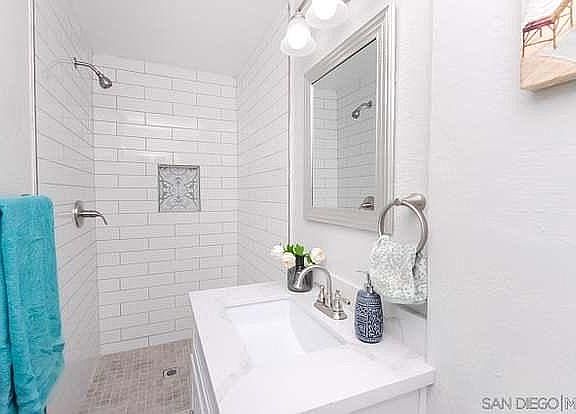 4th image of 3504 S 46th St