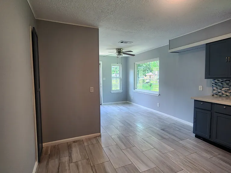 7409 Cabot St — Photo 5