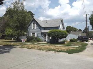 515 N 1st Ave, Winterset, IA 50273