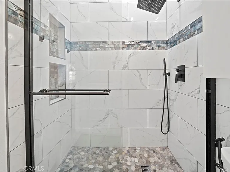 1476 Kenneth Dr — Photo 24
