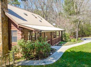 298 Woodhaven Dr, Franklin, NC 28734