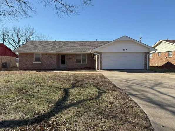 107 N 31st St, Duncan, OK 73533