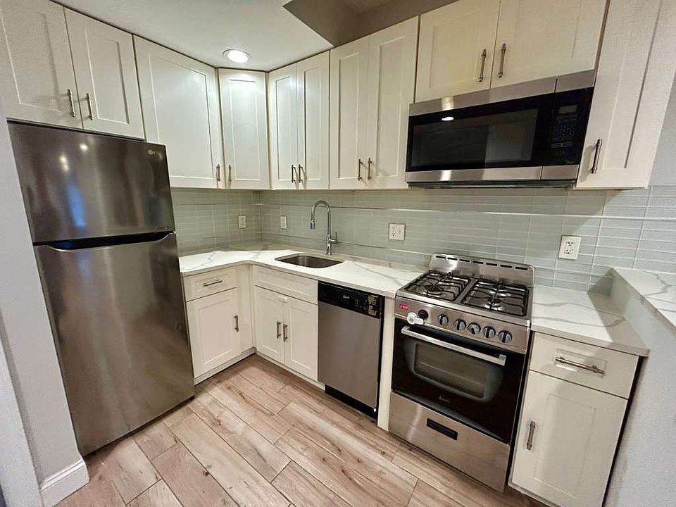 1st image of 45 Clifton Pl #13E