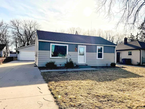 447 Cottage Grove Ave, Green Bay, WI 54304