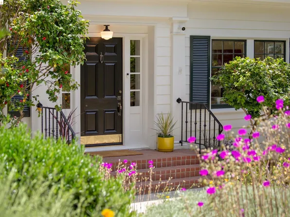 5650 Snake Rd, Oakland, CA 94611