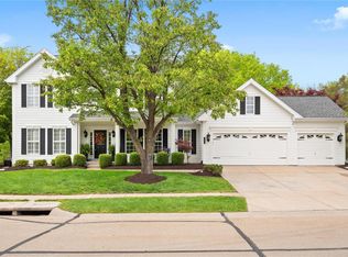 1329 Westhampton Woods Ct, Chesterfield, MO 63005