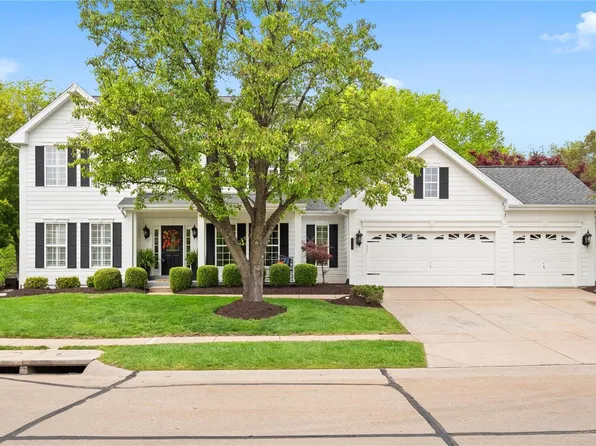 1329 Westhampton Woods Ct, Chesterfield, MO 63005