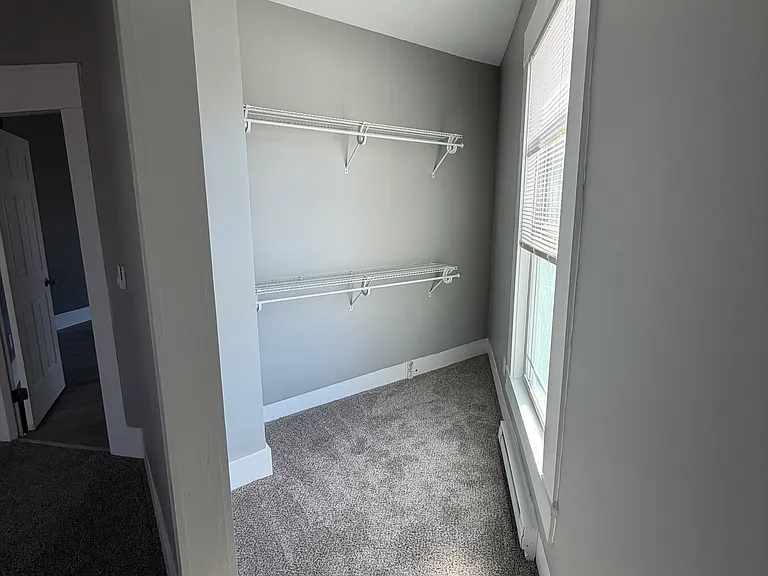 28 King St #2 — Photo 12