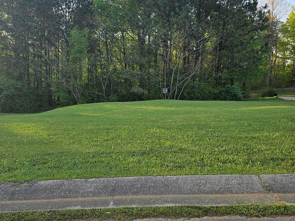 1st image of 186 Grove Cir