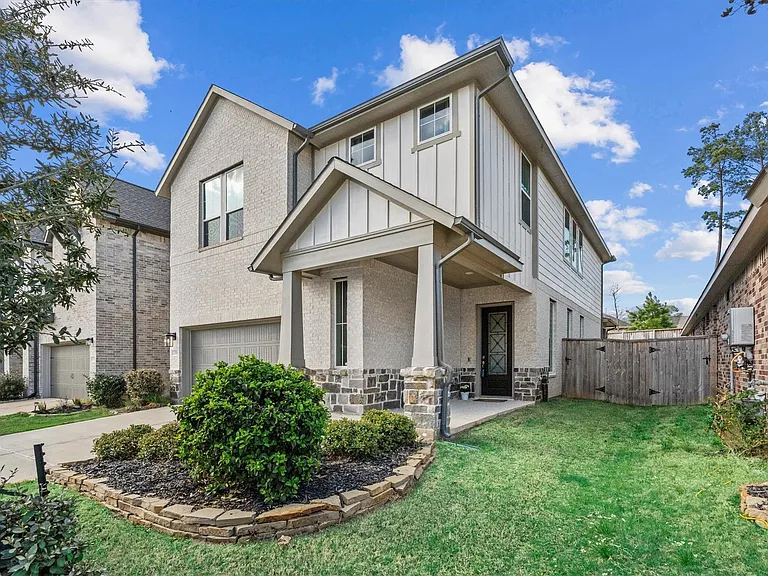 359 Mallorn Ln — Photo 4