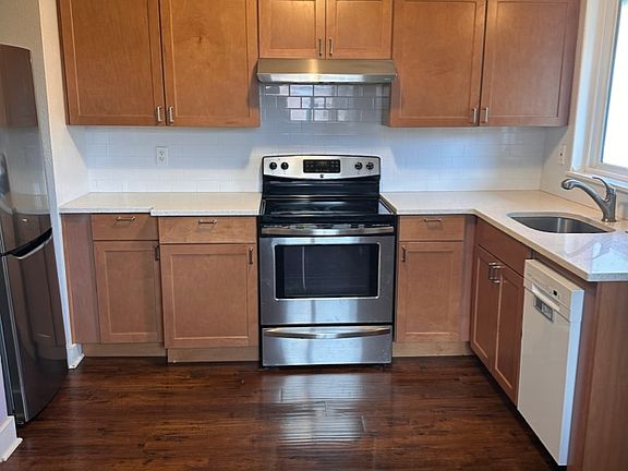 5th image of 27 S Arthur St #27A