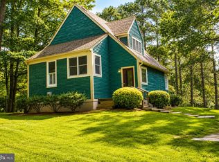 1111 Old Salem Rd, Irvington, VA 22480