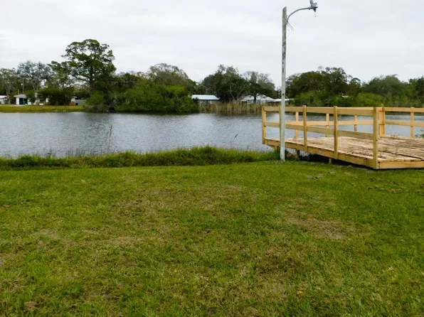 152 Liberty Way, Fort Pierce, FL 34951