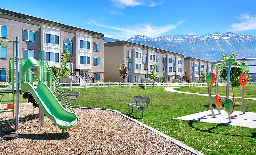 1 bed, 800 sqft, $1,250 — Photo 3