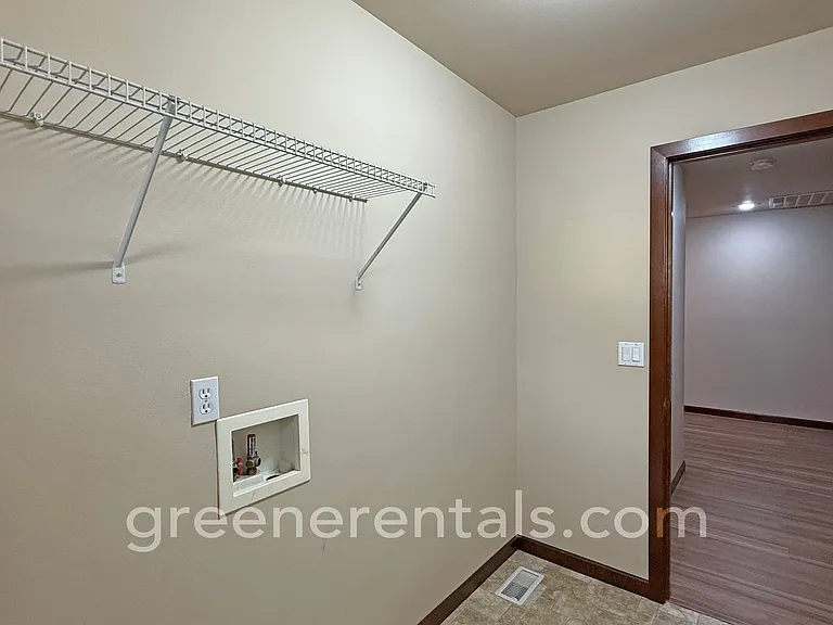611 H St SW — Photo 37