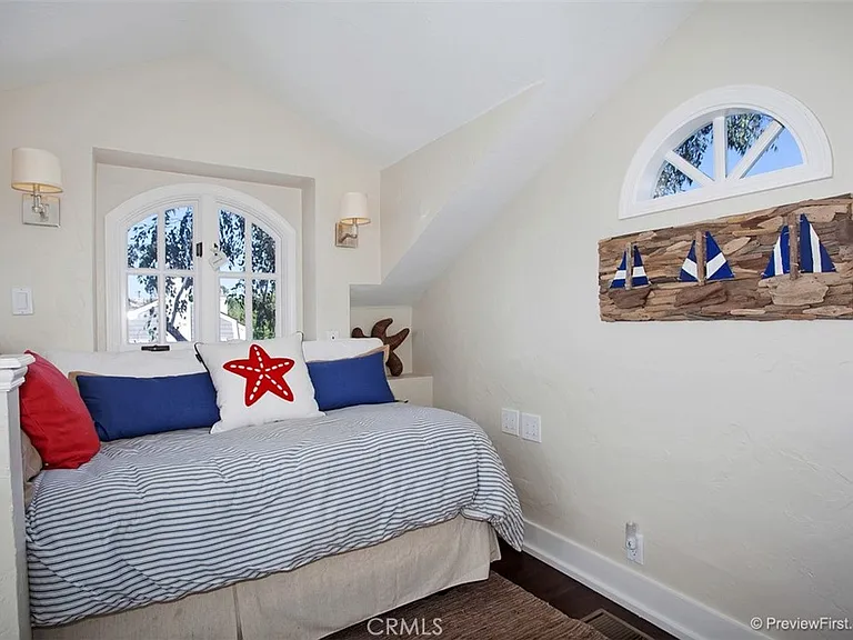 441 Carnation Ave — Photo 22