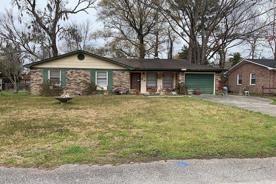 1st image of 107 Miley Dr