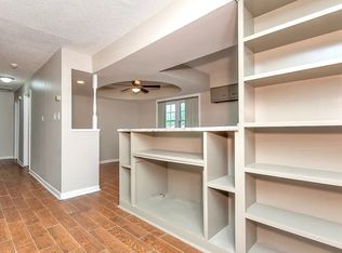 8362 Colonial Hills Cv, Southaven, MS 38671