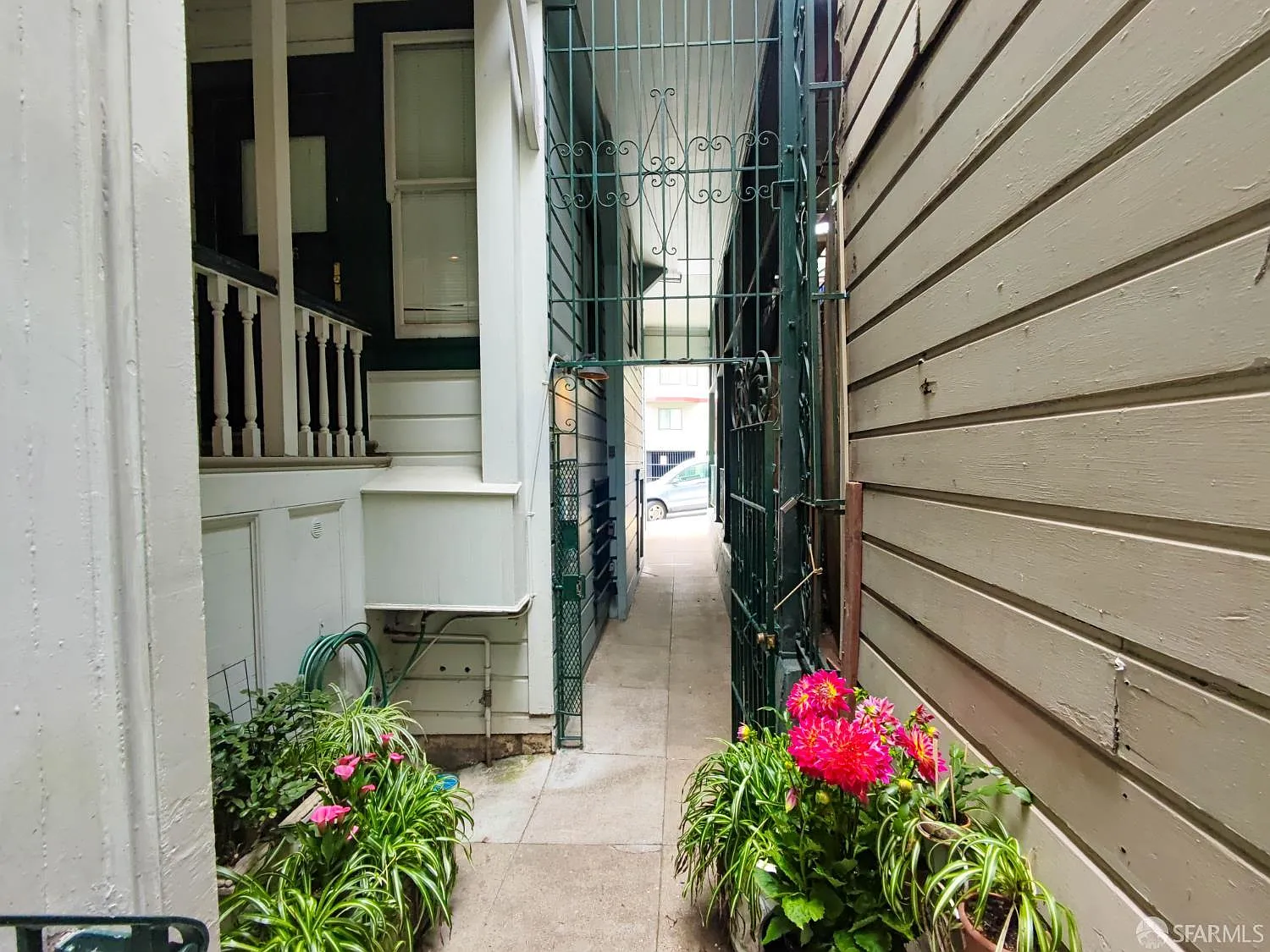 2966-2970 Bush St - Photo 4