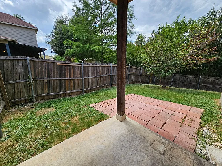7721 Oak Garden Trl — Photo 27